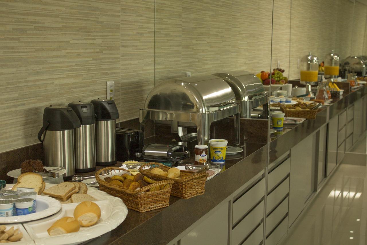 Patos Hotel Патус ди Минас Екстериор снимка